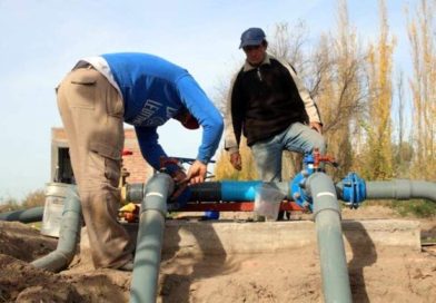 Molero firma convenio para mejorar en el suministro de Agua Potable