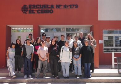 Entregaron un termotanque solar a la Escuela El Ceibo para impulsar la eficiencia energética