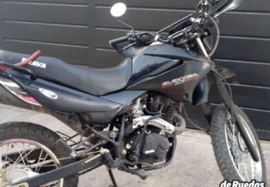 Robaron una motocicleta del garaje de una vivienda en Ciudad