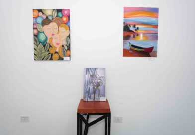 Se inauguró “Pinceladas de Emociones” en Casa Salonia