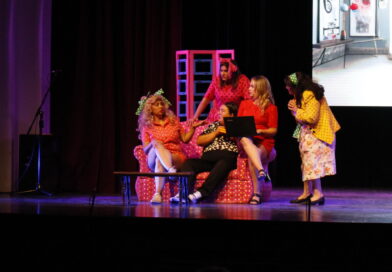 Talento local y emociones en “Dónde van los besos que olvidamos”