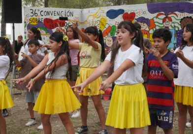 Conmemoración de la Convención de los Derechos del Niño en el poli