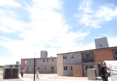 Se entregaron 37 viviendas en el barrio Alvear 1 A y B