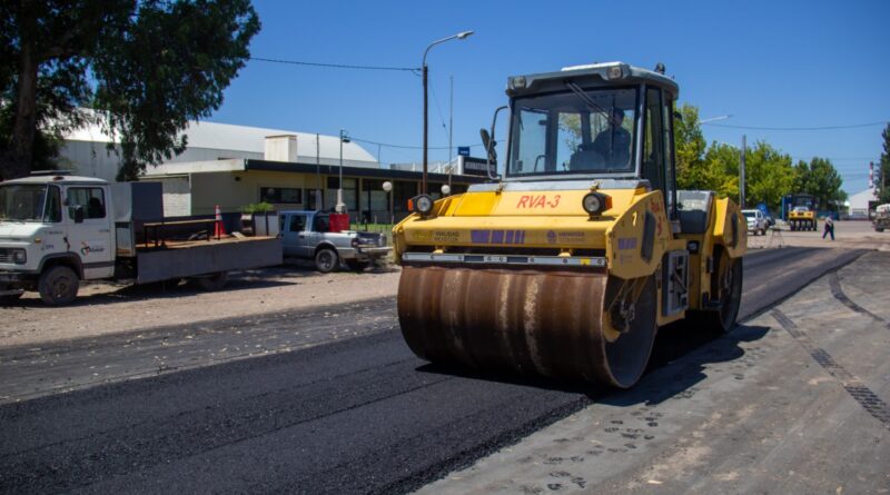 Avanza la etapa final del asfaltado de la Avenida Circunvalación