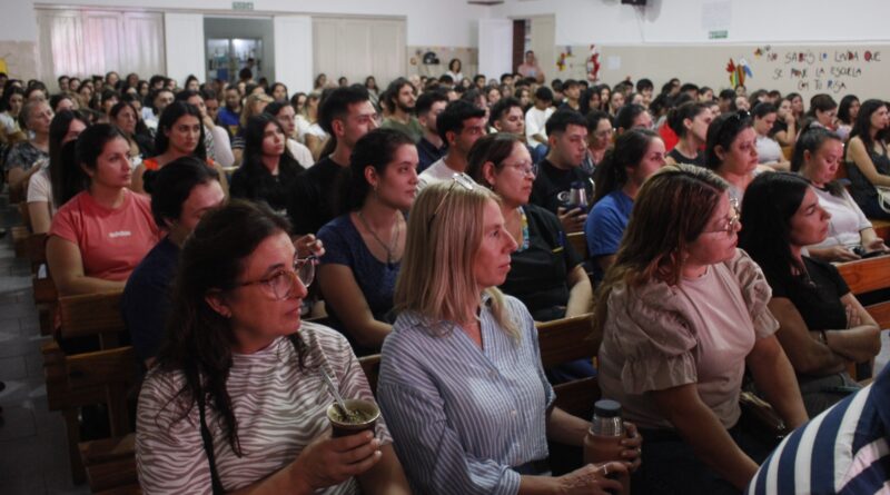 Capacitación sobre grooming y ciberbullying