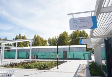 Molero recorrió los últimos avances en el Polo Educativo