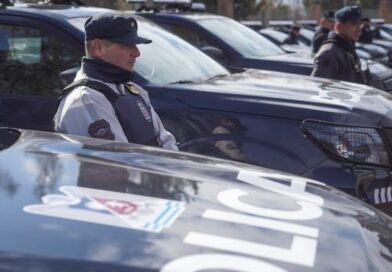Control policial permitió secuestrar un arma y un vehículo en la vía pública