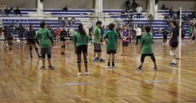 Encuentro de Mini Vóley en el Polideportivo