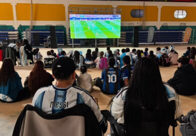 El municipio llevó la fiesta mundialista al Polideportivo y convocó a una gran cantidad de vecinos