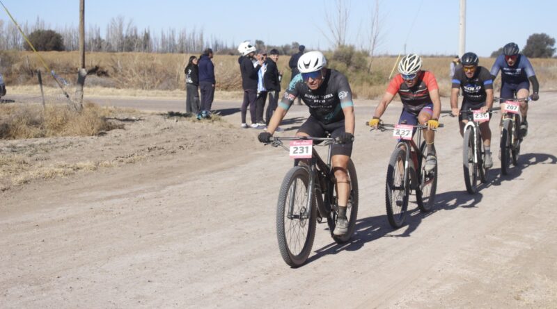 Alvear Oeste fue sede de la segunda fecha del Campeonato Alvearense de Mountain Bike