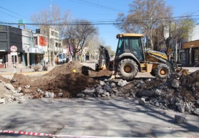 Avanza una etapa clave en la remodelación de Avenida Alvear Oeste
