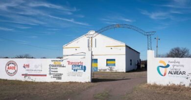 Club Boca de La Escandinava recibió un subsidio para continuar mejorando sus instalaciones