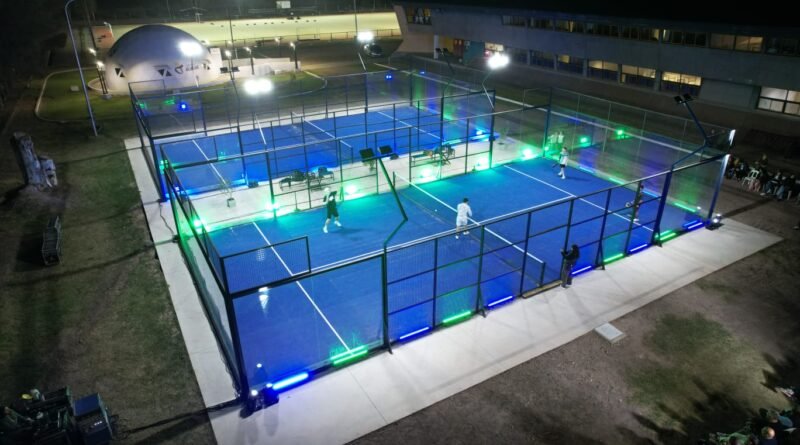 Nuevas canchas de pádel amplían la infraestructura deportiva en el poli