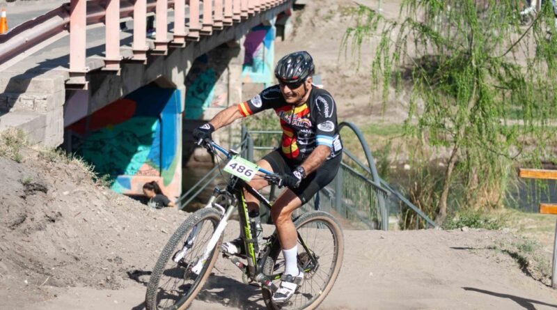 El mountain bike cerró su campeonato con más de 250 corredores en el circuito del Atuel