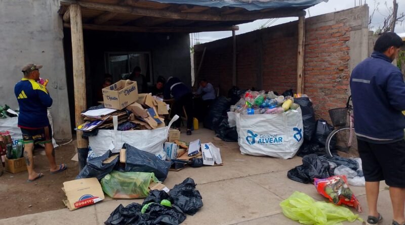 Niños del barrio San Miguel Arcángel recolectaron casi 500 kilos de materiales reciclables