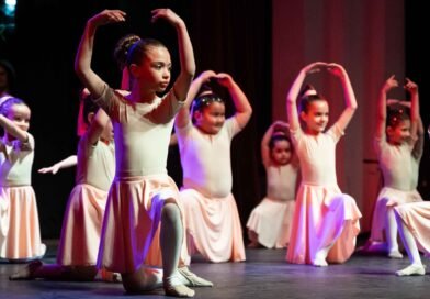 Segundo encuentro de escuelas artísticas en el teatro